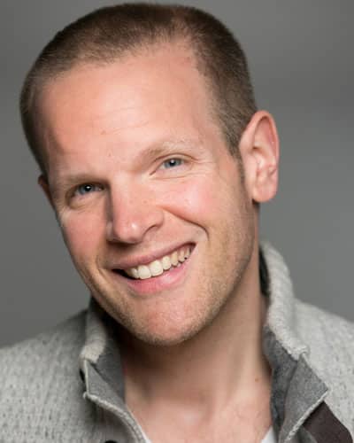 Photo of English Male Voice Over Artist, Neil Williams